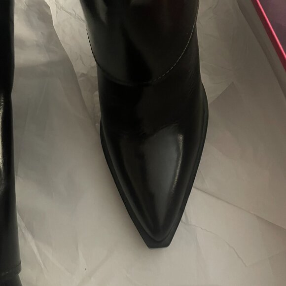 Vince Camuto Nanfala Fold Over Boot - Picture 6 of 8